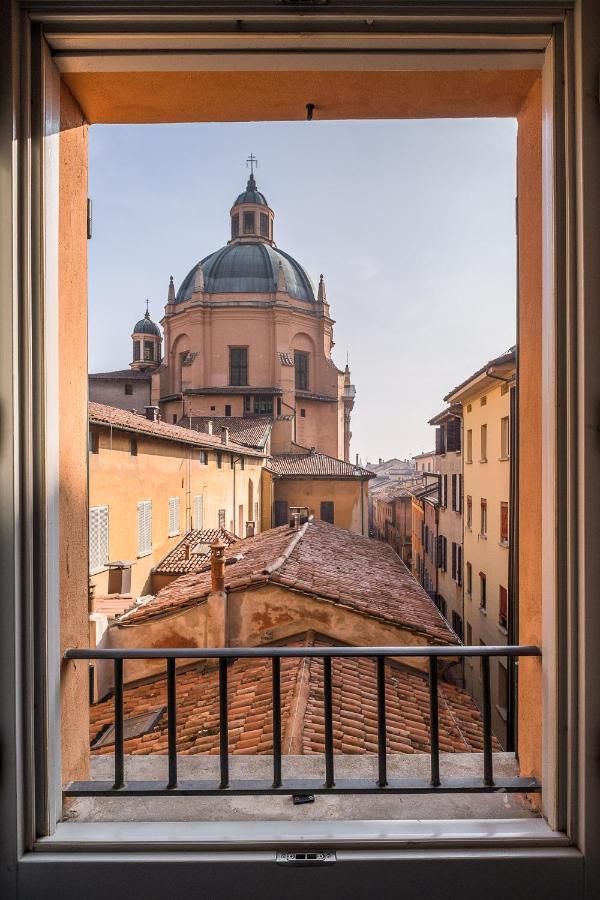 Urbanicooh Asinelli - Balcony On Piazza Maggiore Bologna Eksteriør billede